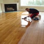 Tổng hợp 6 cách khử mùi sơn trên sàn gỗ hiệu quả