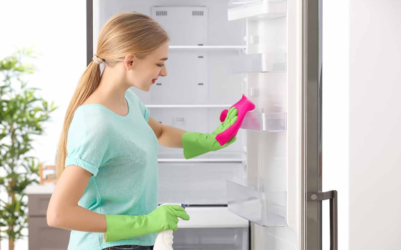 8 bước thực hiện khử mùi hôi tủ lạnh