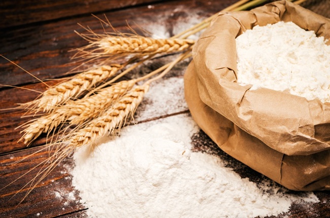 Sử dụng bột mì để đánh bóng đồng là một phương pháp tự nhiên và an toàn